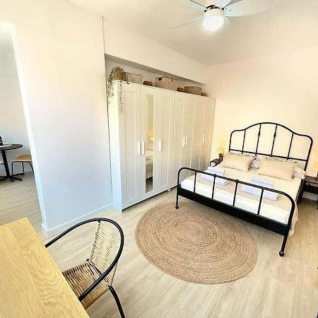 Ks Costa Capri - Kaleria Suites Almeria Luaran gambar