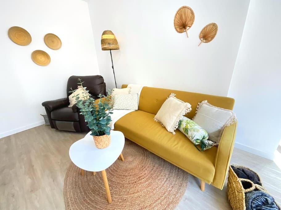 Ks Costa Capri - Kaleria Suites Almeria Luaran gambar